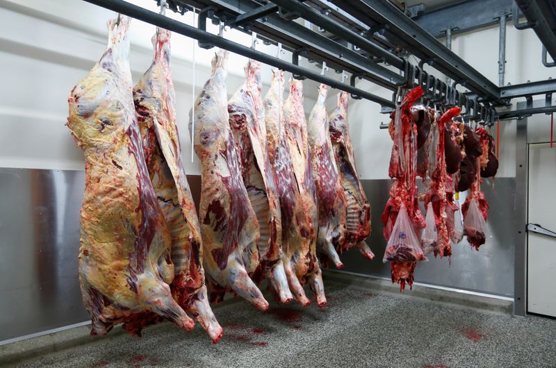 &copy; Reuters. Un almacén frigorífico del matadero Hasenheide en Fuerstenfeldbruck, Alemania, el 13 de febrero de 2019