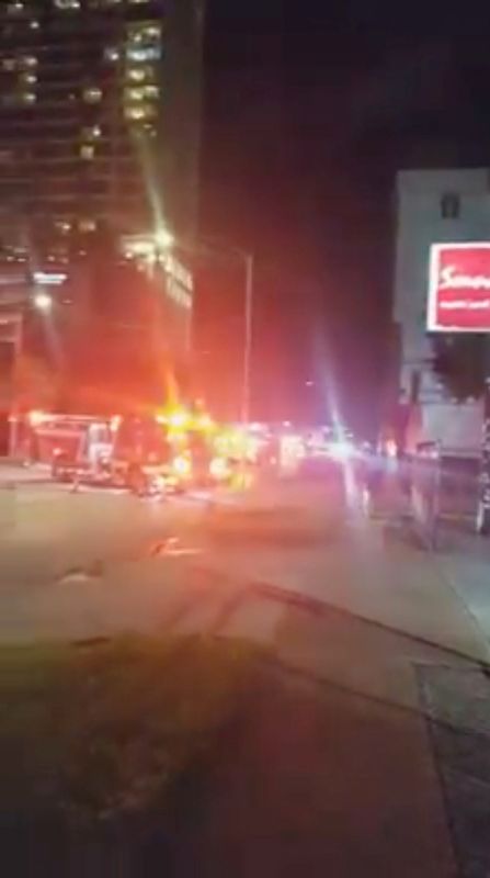 &copy; Reuters. Camiones de bomberos frente al consulado de China en Houston