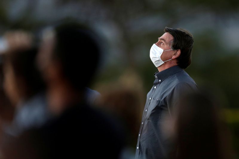 &copy; Reuters. Presidente Jair Bolsonaro no Palácio da Alvorada