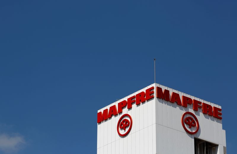 &copy; Reuters. The logo of Spain&apos;s insurance company Mapfre is seen in Seville, southern Spain