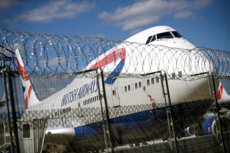 &copy; Reuters. FOTO DE ARCHIVO: Un avión Boeing 747 de British Airways en Londres