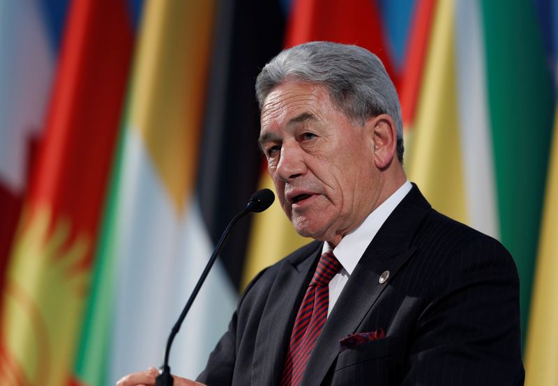 © Reuters. Ministro das Relações Exteriores da Nova Zelândia, Winston Peters, durante entrevista coletiva em Istambul