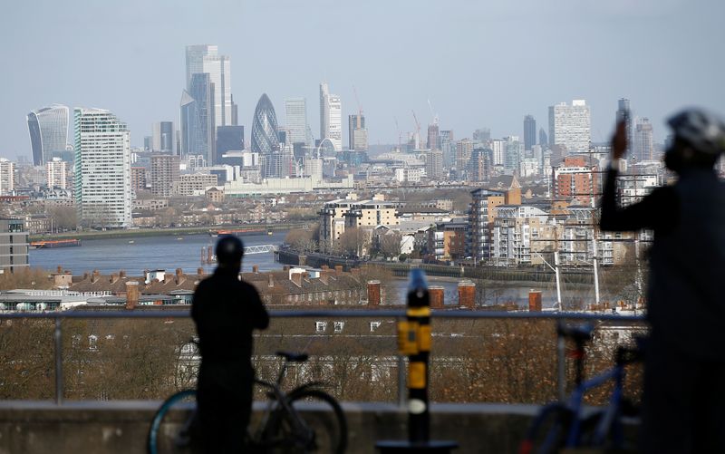 © Reuters. The spread of the coronavirus disease (COVID-19) in London