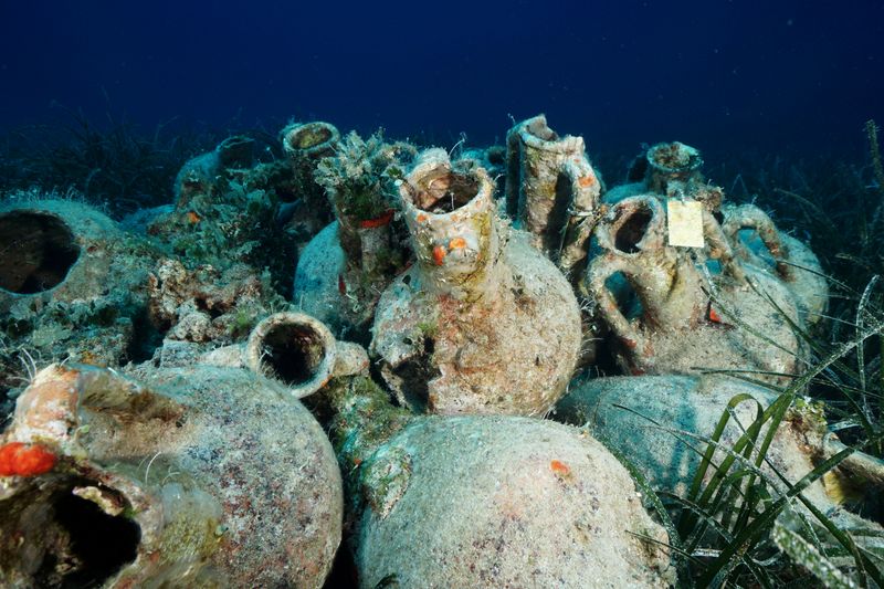 © Reuters. Ancient 'Acropolis of the sea' opens to visitors with AI