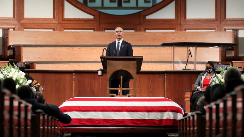 &copy; Reuters. Ex-presidente dos EUA Donald Trump discursa no funeral de John Lewis, em Atlanta