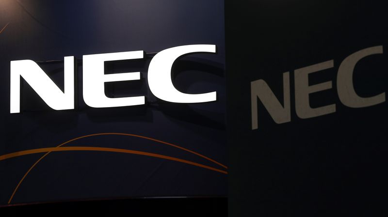 &copy; Reuters. ＮＥＣ、海外悪化で4－6月期103億円の営業赤字　通期据え置き