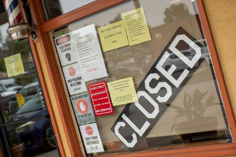 &copy; Reuters. FILE PHOTO:  A closed barber shop is shown during the outbreak of the coronavirus disease in California