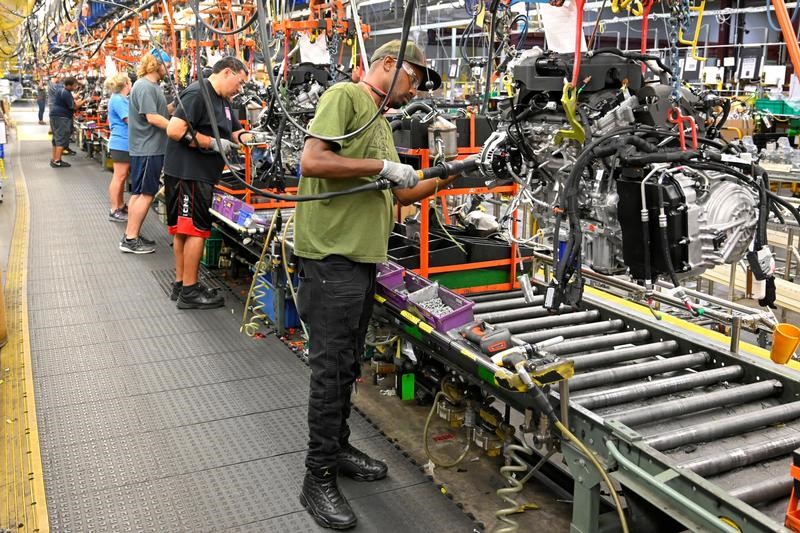 &copy; Reuters. 米製造業新規受注、6月は6.2％増　自動車需要が急増