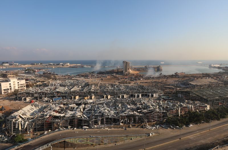 &copy; Reuters. بريطانيا: من السابق لأوانه التكهن بسبب انفجار بيروت
