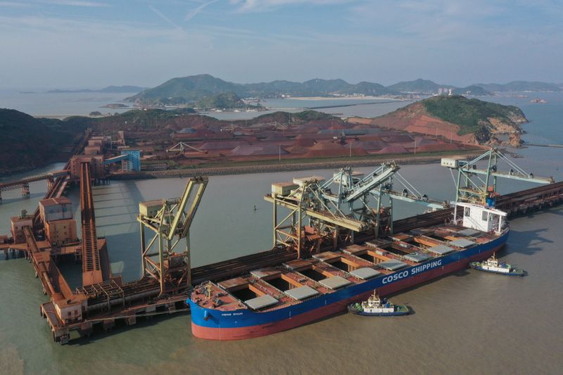 &copy; Reuters. 中国の鉄鉱石輸入、7月は前年比24％増　過去最高水準