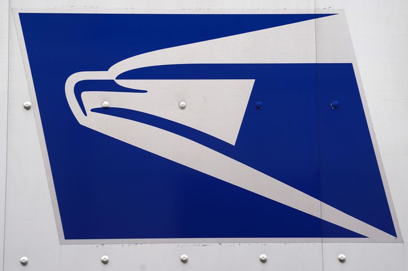 © Reuters. USPS eagle logo is pictured on a truck in Manhattan, New York City