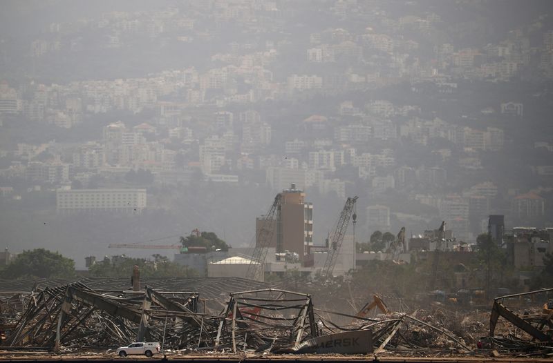 &copy; Reuters. Aftermath of Tuesday&apos;s blast in Beirut&apos;s port area