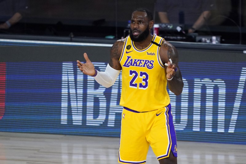 &copy; Reuters. NBA: Los Angeles Lakers at Toronot Raptors