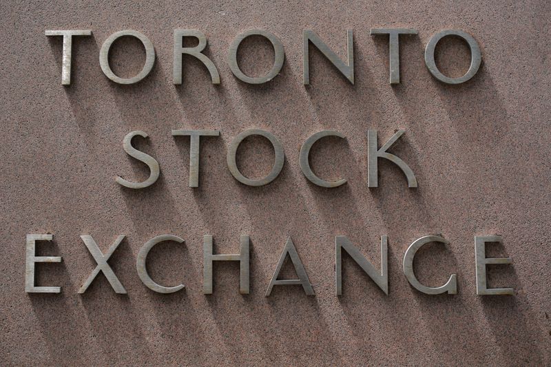 &copy; Reuters. The Toronto Stock Exchange sing is seen in Toronto