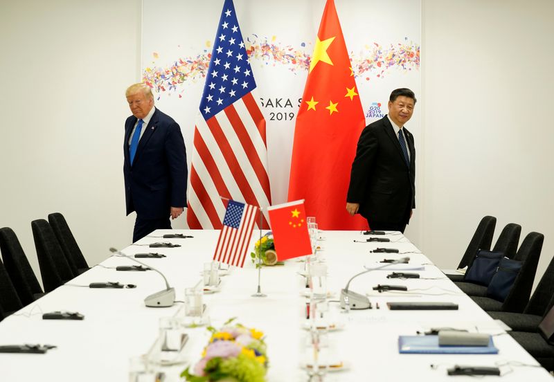 &copy; Reuters. Presidentes Donald Trump e Xi Jinping participam de cúpula do G20 em Osaka, Japão