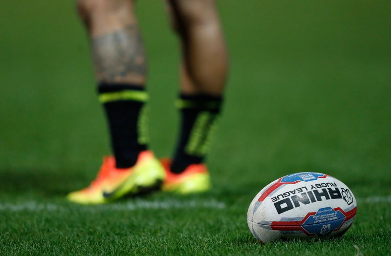 © Reuters. FILE PHOTO: General view of a rugby ball