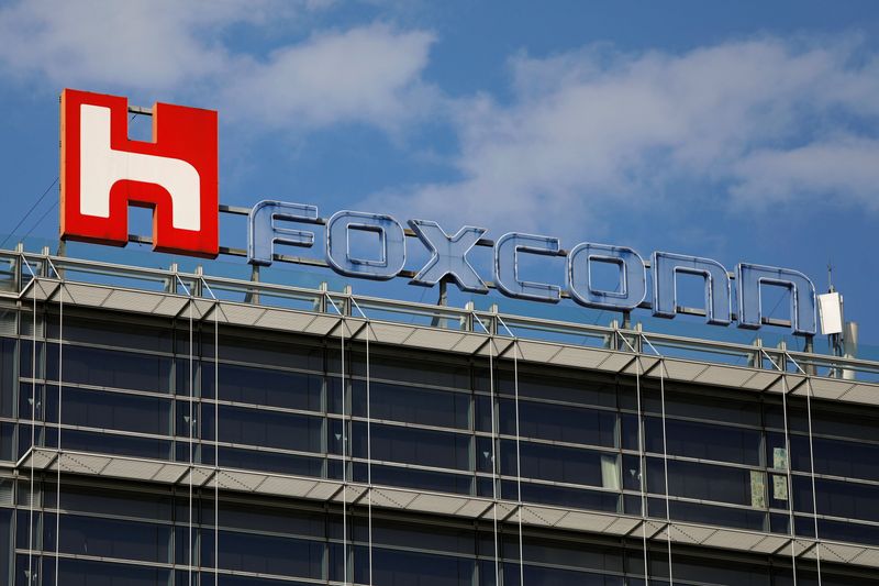 &copy; Reuters. The logo of Foxconn, the trading name of Hon Hai Precision Industry, is seen on top of the company&apos;s building in Taipei