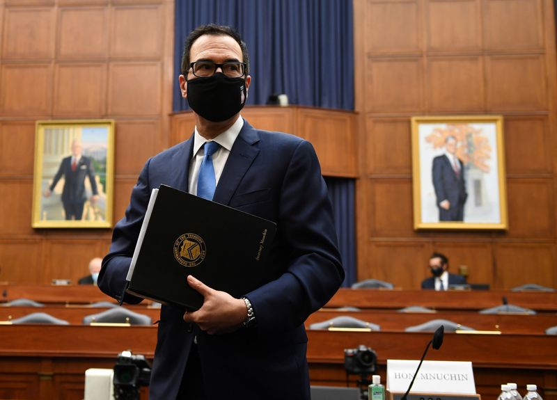 &copy; Reuters. FOTO DE ARCHIVO: El secretario del Tesoro de Estados Unidos, Steven Mnuchin,  en Washington D.C.