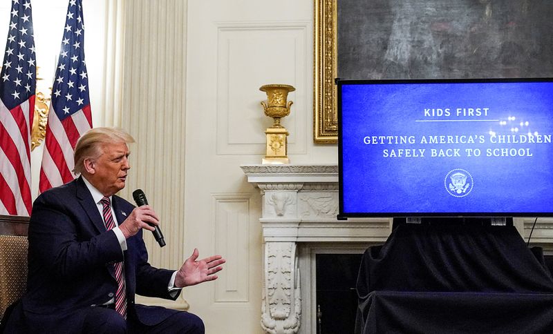 &copy; Reuters. U.S. President Trump hosts coronavirus response event on reopening schools at the White House in Washington