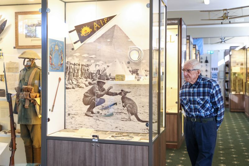 &copy; Reuters. A World War II veteran is seen inside a war museum in Sydney