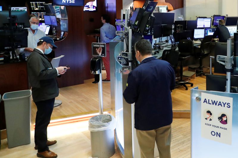© Reuters. WALL STREET OUVRE EN ORDRE DISPERSÉ