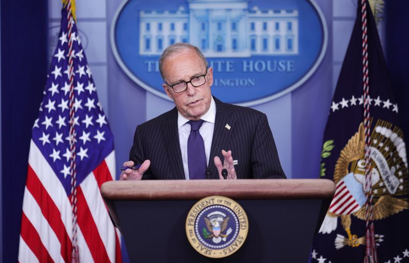 &copy; Reuters. U.S. President Donald Trump holds press briefing on the U.S. economy and unemployment numbers at White House in Washington