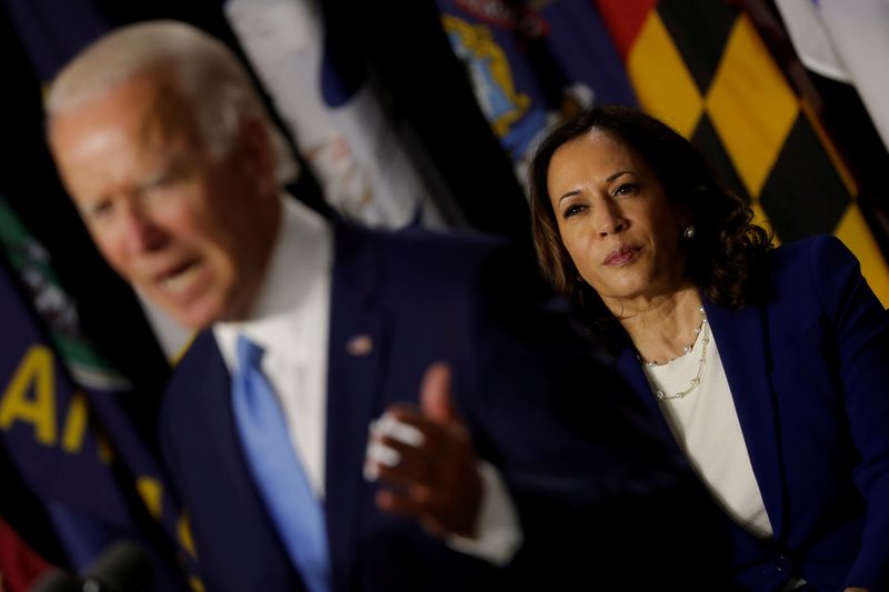 &copy; Reuters. FILE PHOTO: Democratic presidential candidate Biden and vice presidential candidate Harris hold first joint campaign appearance as a ticket in Wilmington, Delaware