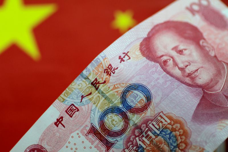 &copy; Reuters. FILE PHOTO:  Illustration photo of a China yuan note