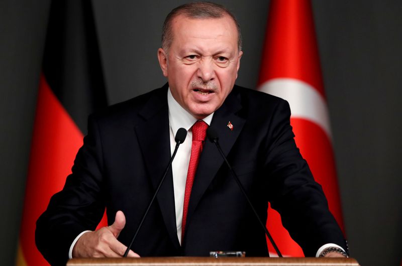 © Reuters. أردوغان: تركيا قد تعلق علاقاتها مع الإمارات بعد اتفاقها مع إسرائيل