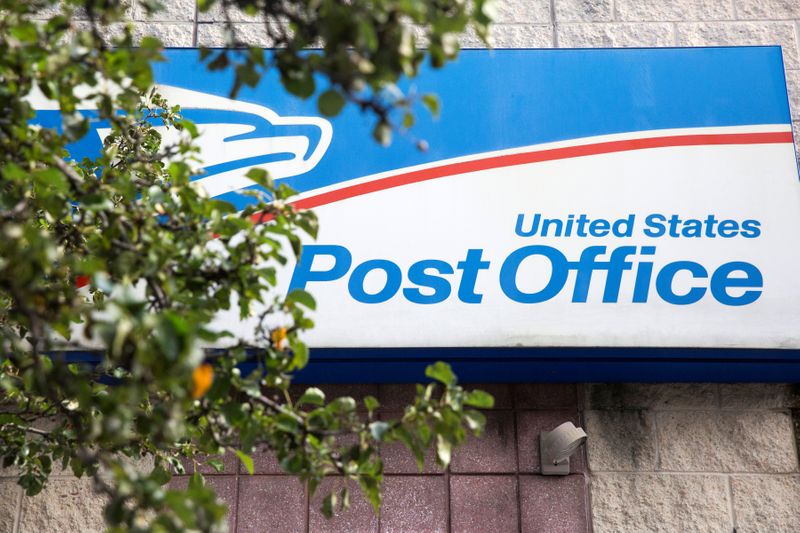 &copy; Reuters. A U.S. Postal Service (USPS) post office is pictured in Philadelphia
