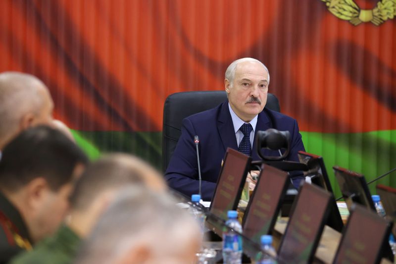 &copy; Reuters. Belarusian President Lukashenko chairs a meeting in Minsk