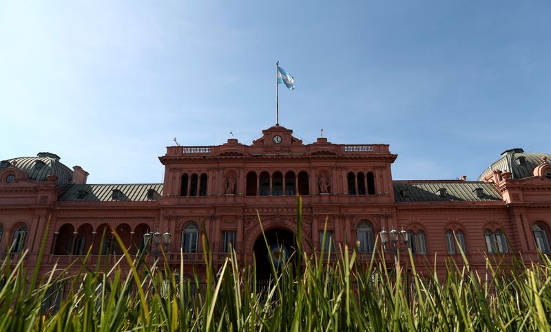 &copy; Reuters. The coronavirus disease (COVID-19) outbreak, in Buenos Aires