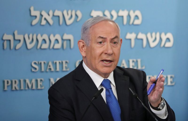 © Reuters. Israeli Prime Minister Benjamin Netanyahu announces a peace agreement to establish diplomatic ties, between Israel and the United Arab Emirates