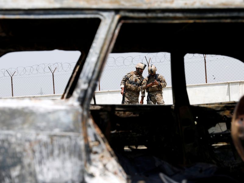 © Reuters. إصابة 10 على الأقل وإغلاق سفارات في هجوم صاروخي بالعاصمة الأفغانية