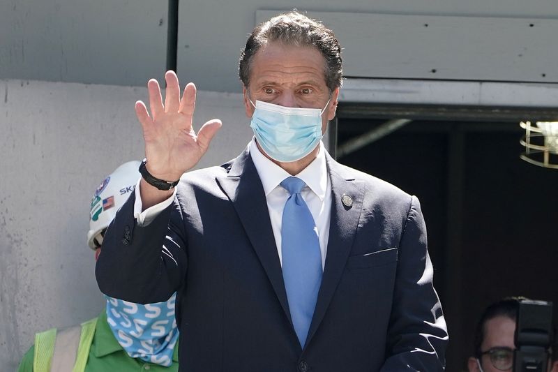 &copy; Reuters. Andrew Cuomo, Governor of New York state at the St. Nicolas National Shrine