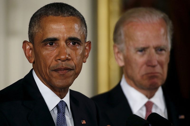 &copy; Reuters. Barack Obama e Joe Biden