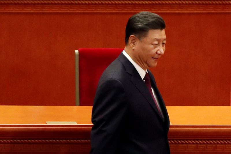 © Reuters. Chinese President Xi Jinping arrives for a meeting in Beijing