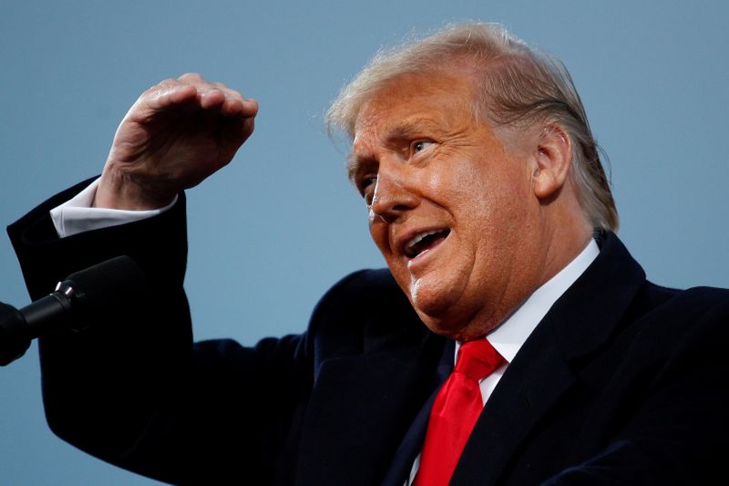 &copy; Reuters. U.S. President Donald Trump attends a campaign event in Fayetteville