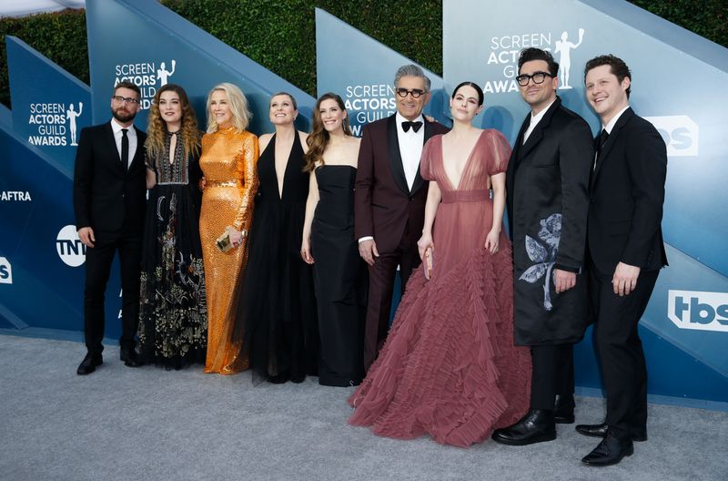 © Reuters. 26th Screen Actors Guild Awards – Arrivals – Los Angeles, California, U.S., January 19, 2020 – The cast of 