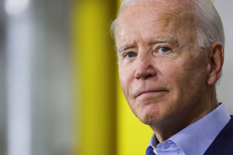 &copy; Reuters. FILE PHOTO: Democratic U.S. presidential nominee Joe Biden campaigns in Duluth, Minnesota