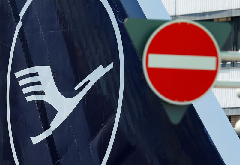 &copy; Reuters. LUFTHANSA VA RÉDUIRE ENCORE DAVANTAGE SA FLOTTE