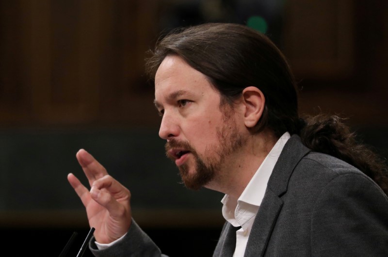 &copy; Reuters. FILE PHOTO: Podemos leader Pablo Iglesias speaks during a plenary session at Parliament in Madridg