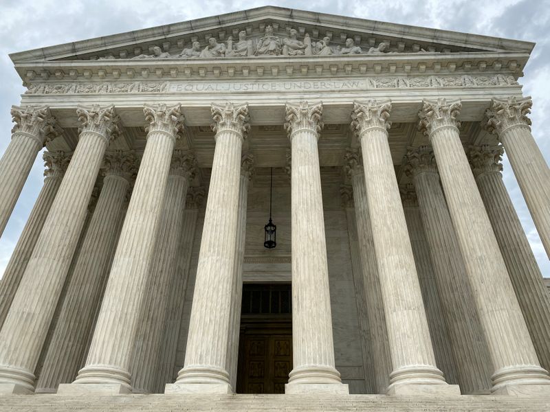 &copy; Reuters. FILE PHOTO: A general view of the United States Supreme Court in Washington