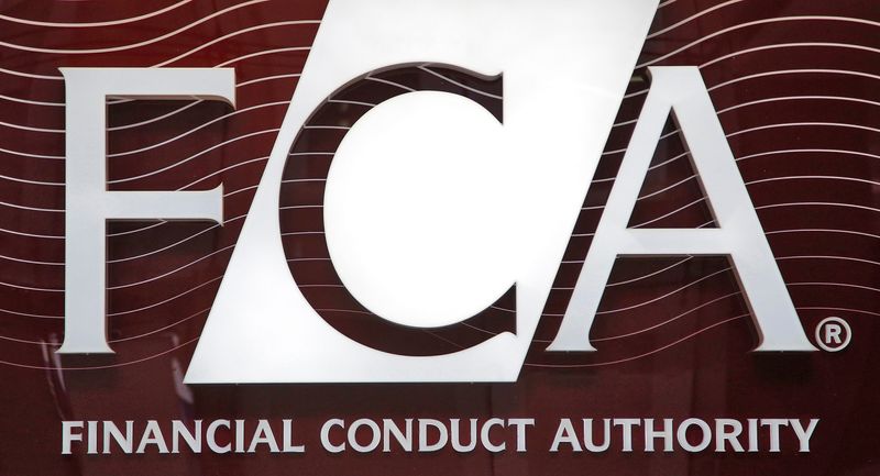 &copy; Reuters. FOTO DE ARCHIVO: El logotipo de la FCA en Londres
