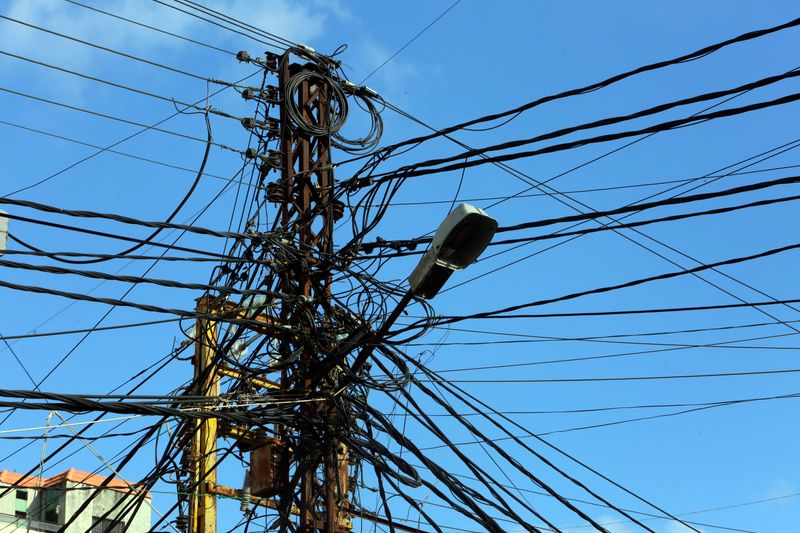 &copy; Reuters. Poste de iluminação