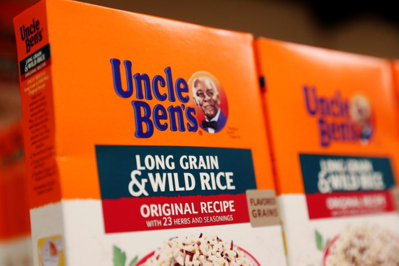 &copy; Reuters. Boxes of Uncle Ben&apos;s branded rice stand on a store shelf inside of a shop in the Brooklyn borough of New York City
