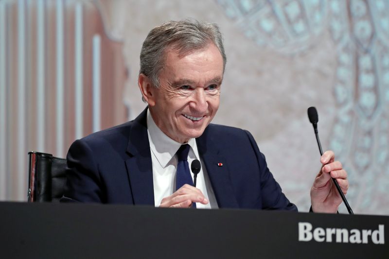 © Reuters. Bernard Arnault, Chief Executive Officer of LVMH Moet Hennessy Louis Vuitton SE, attends the company's shareholders meeting in Paris