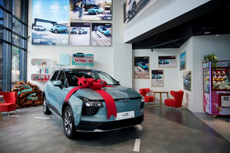 &copy; Reuters. AIWAYS U5 electric car is displayed at company&apos;s store in Shanghai