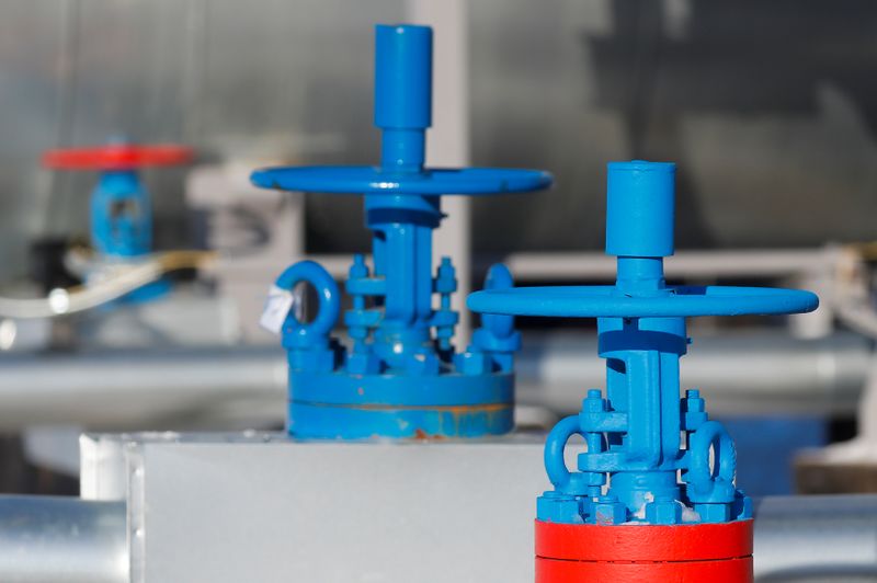 &copy; Reuters. Valves are pictured at the Atamanskaya compressor station, part of Gazprom&apos;s Power Of Siberia project outside the far eastern town of Svobodny