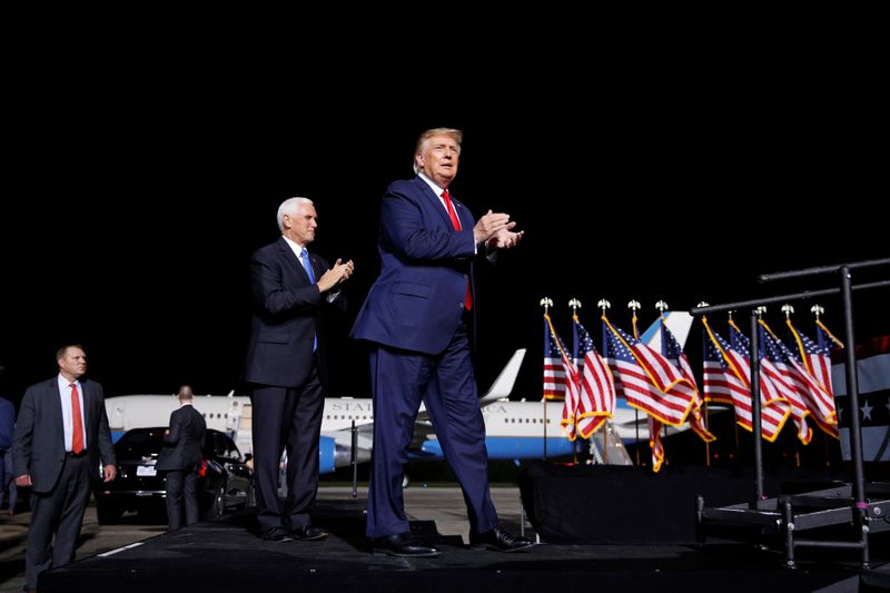 &copy; Reuters. U.S. President Trump campaigns in Newport News, Virginia